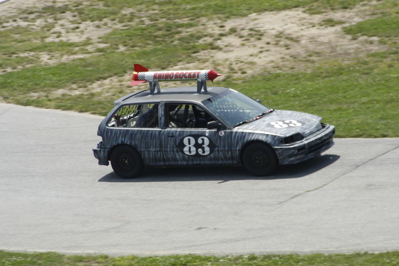 Illustration for article titled The 24 Hours Of LeMons New England 2009 Über Gallery, Part 5